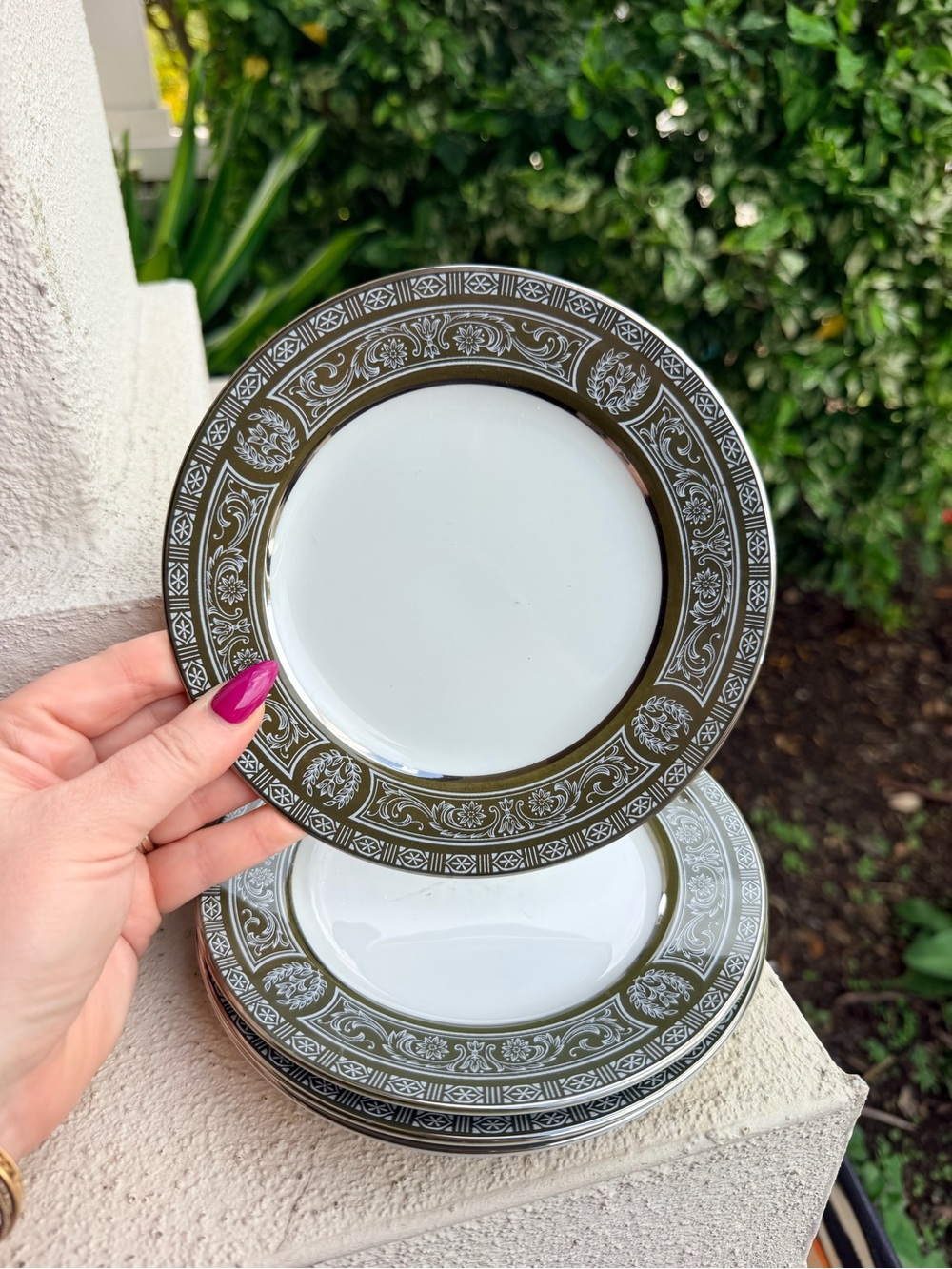 Forest Damask 3544 Fine China Japan Dessert Salad Plates Set of 4 Olive Green